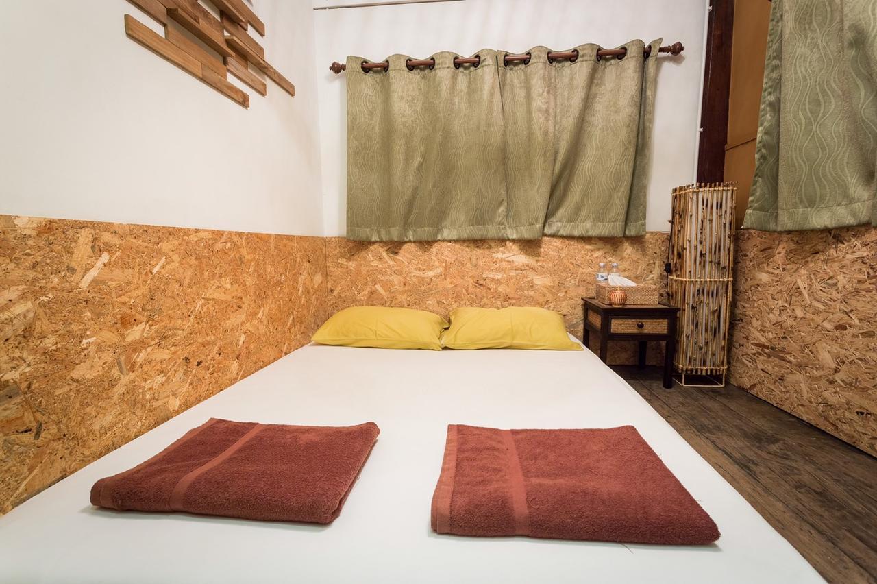 Manon Hostel Chiang Mai Buitenkant foto