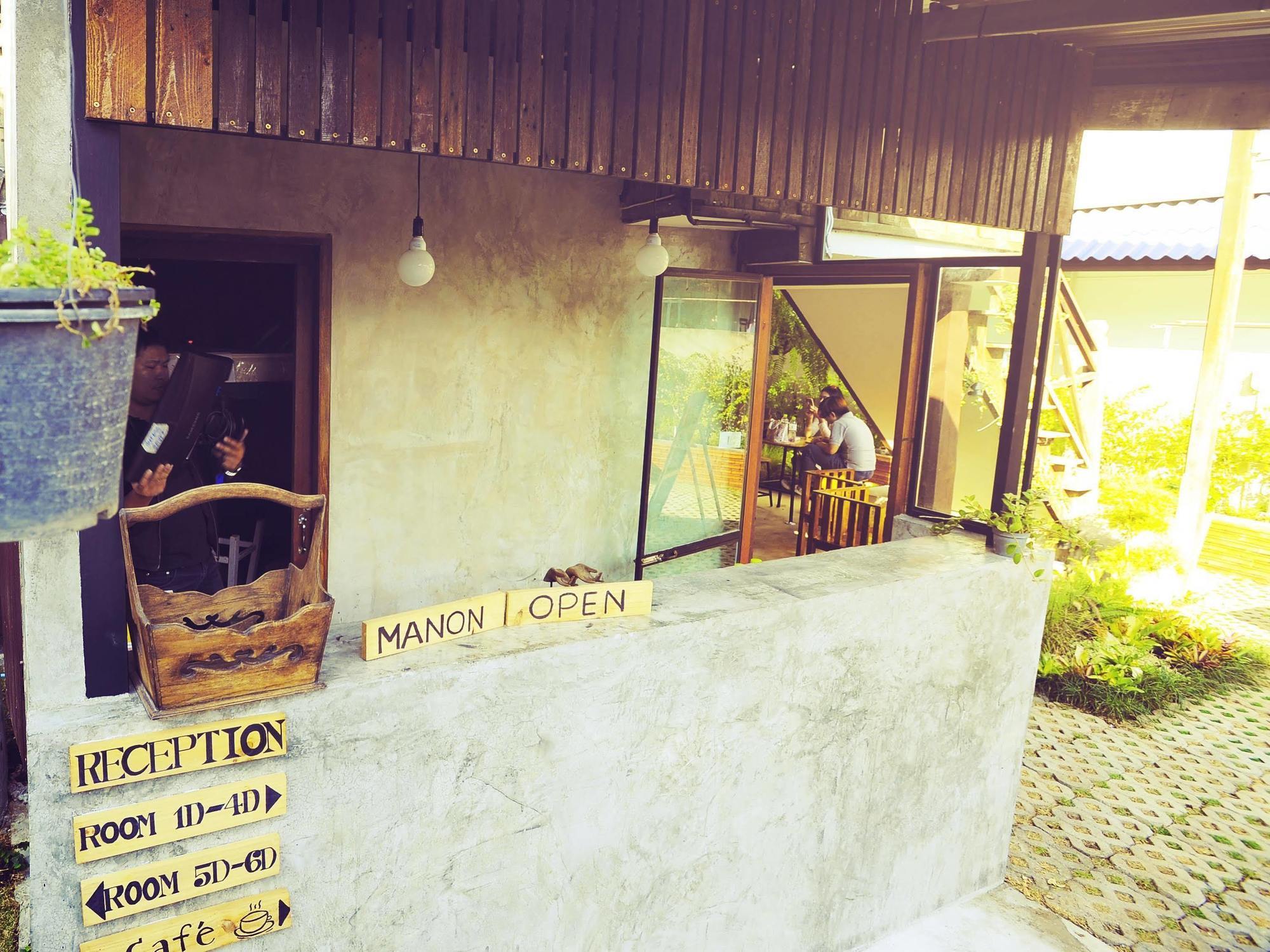 Manon Hostel Chiang Mai Buitenkant foto